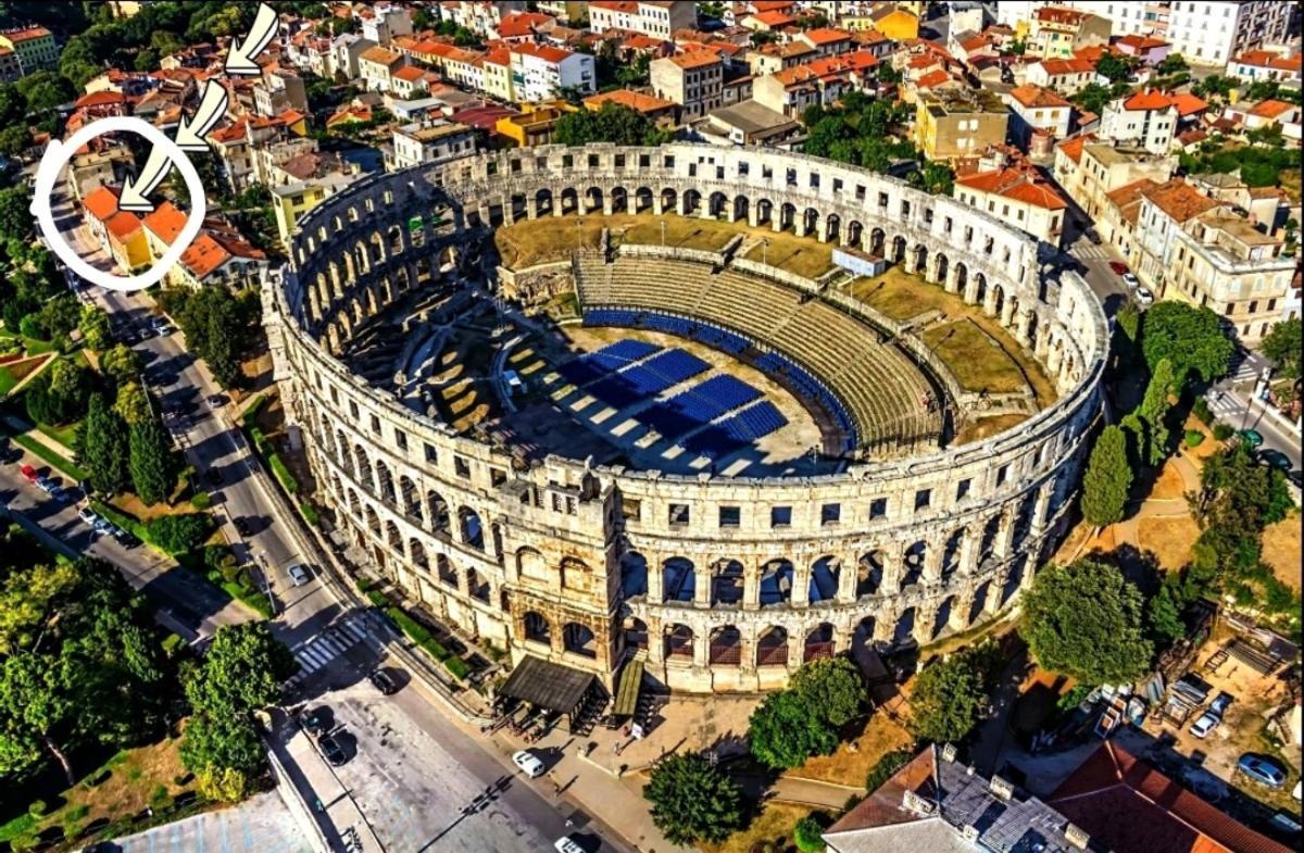 Soba Arena Hotel Pula Exterior foto